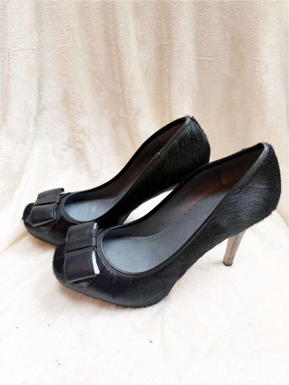 NWOT Black Faux-Hair Peep Toe Bow Platform Pumps